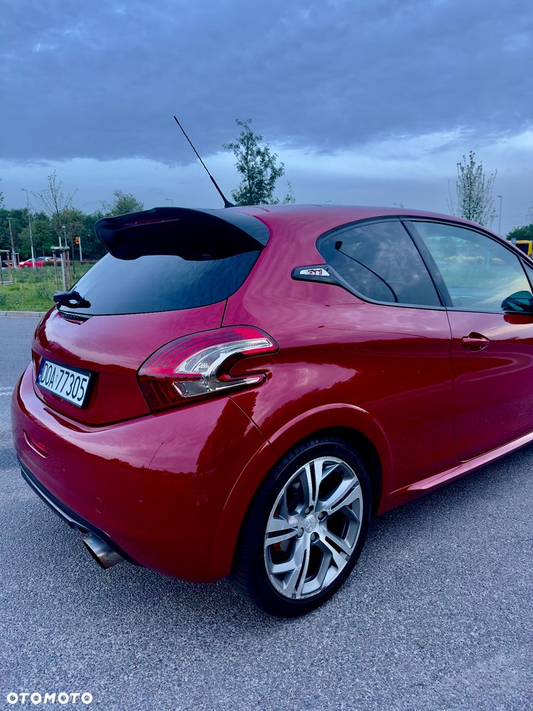 Peugeot 208 GTI 200 THP - 1
