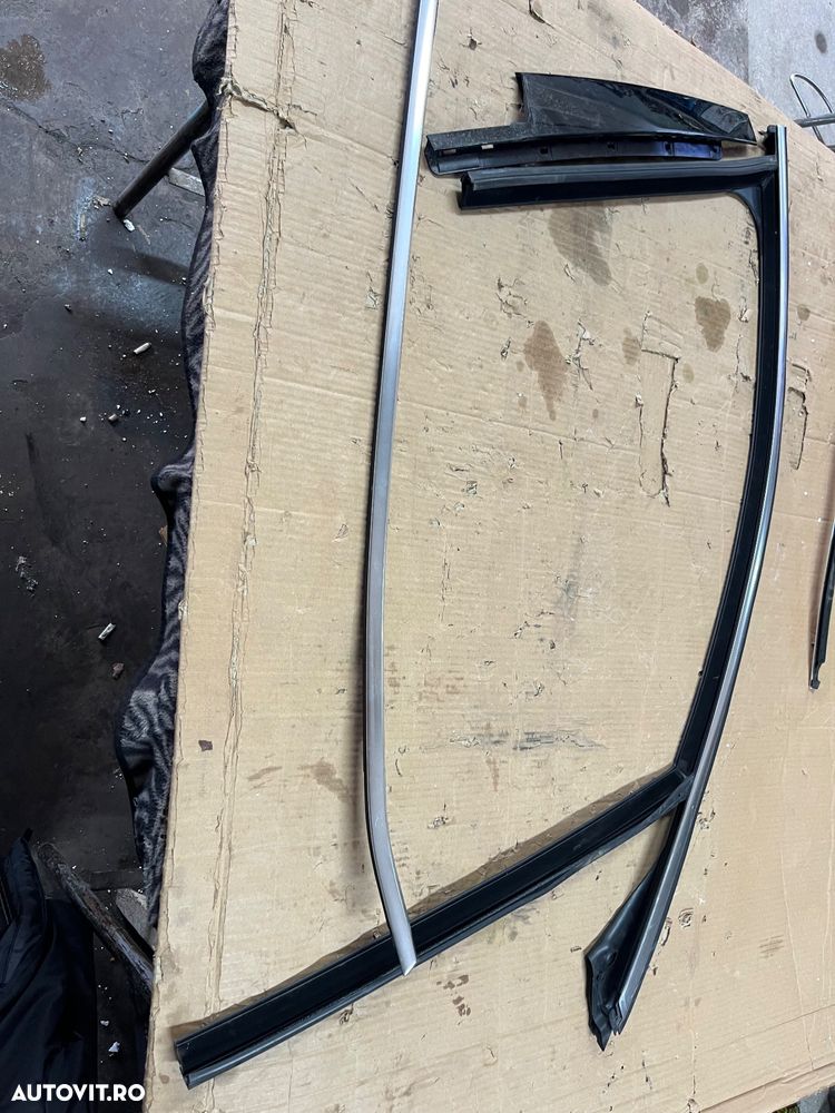 Ornamente ușă dreapta fata BMW X1 F48 - 3