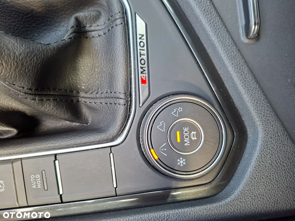Volkswagen Tiguan 2.0 TDI SCR 4Mot Elegance DSG - 15