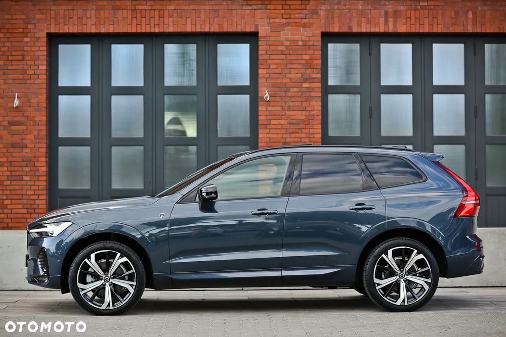 Volvo XC 60 B4 D AWD Ultimate Dark - 9