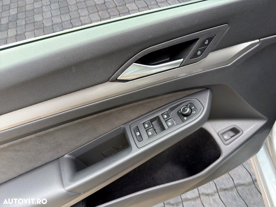 VOLKSWAGEN Golf 2026 — imagine 15