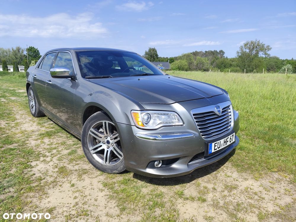Lancia Thema 3.0 V6 CRD 24V Automatik Platinum - 2