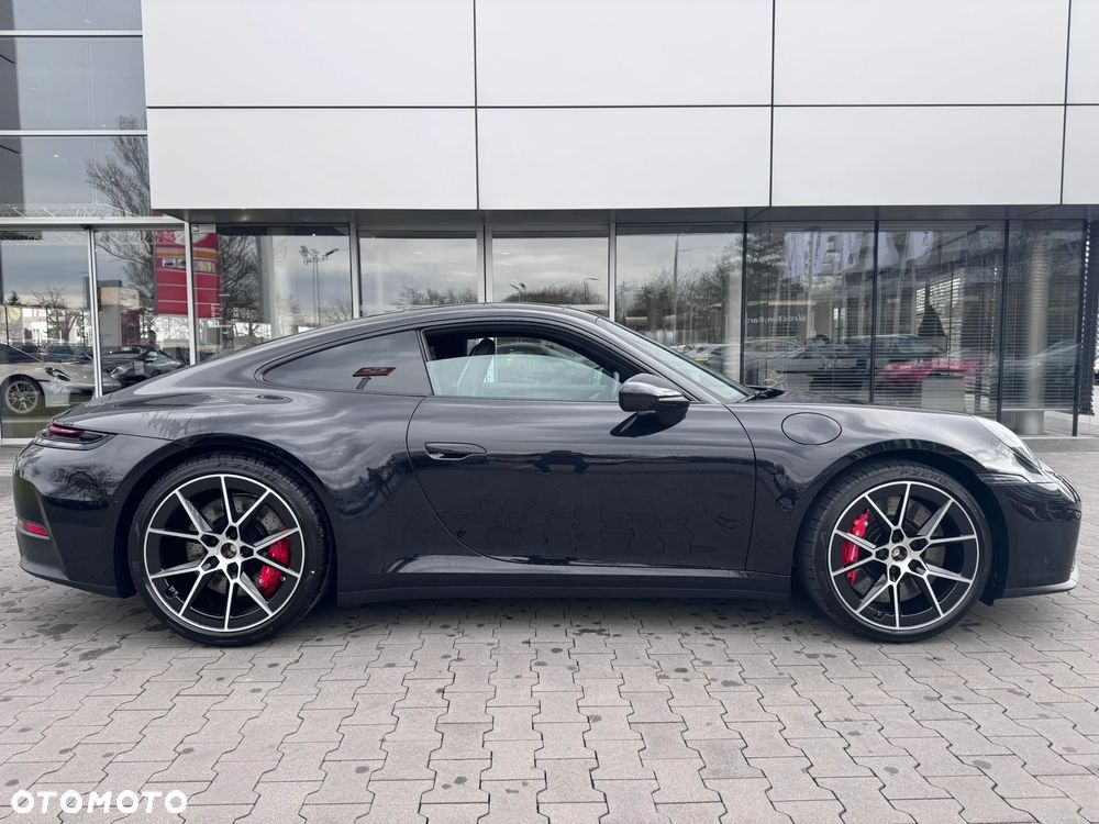 Porsche 911 Carrera S - 8