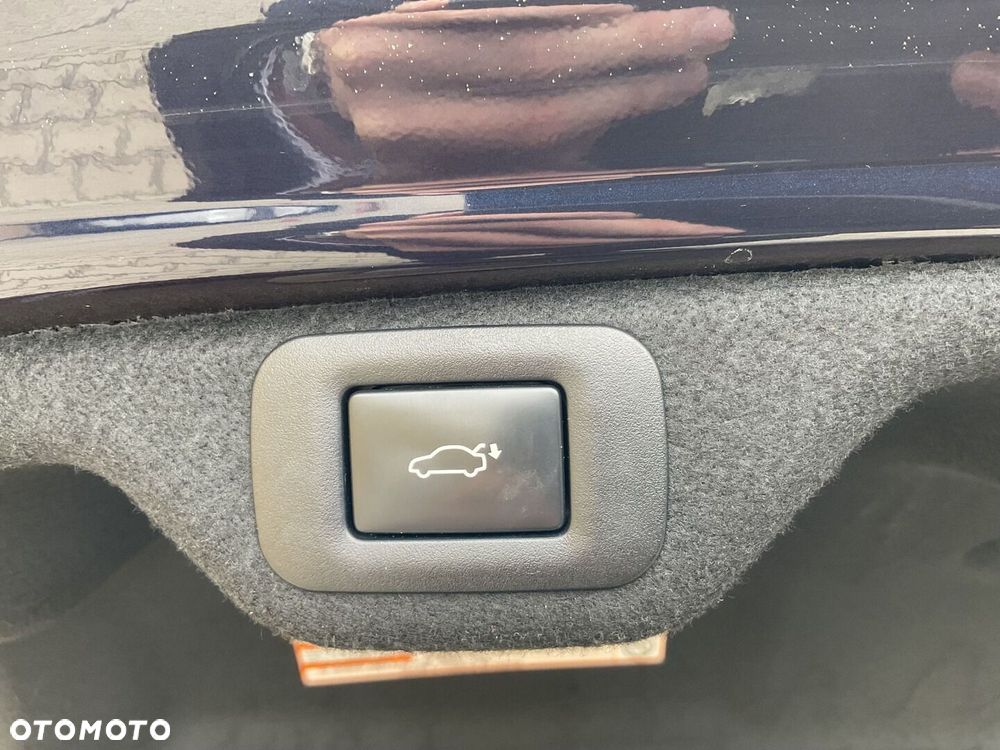 Lexus ES 300h Omotenashi - 37