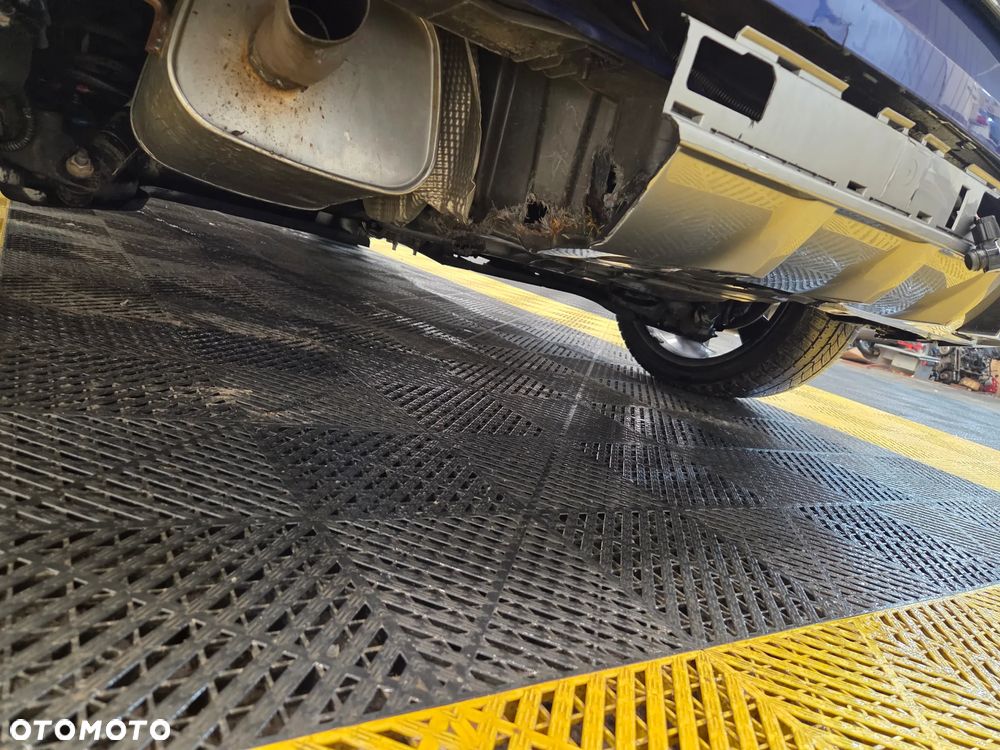 Renault Megane ENERGY TCe 205 EDC GT - 23