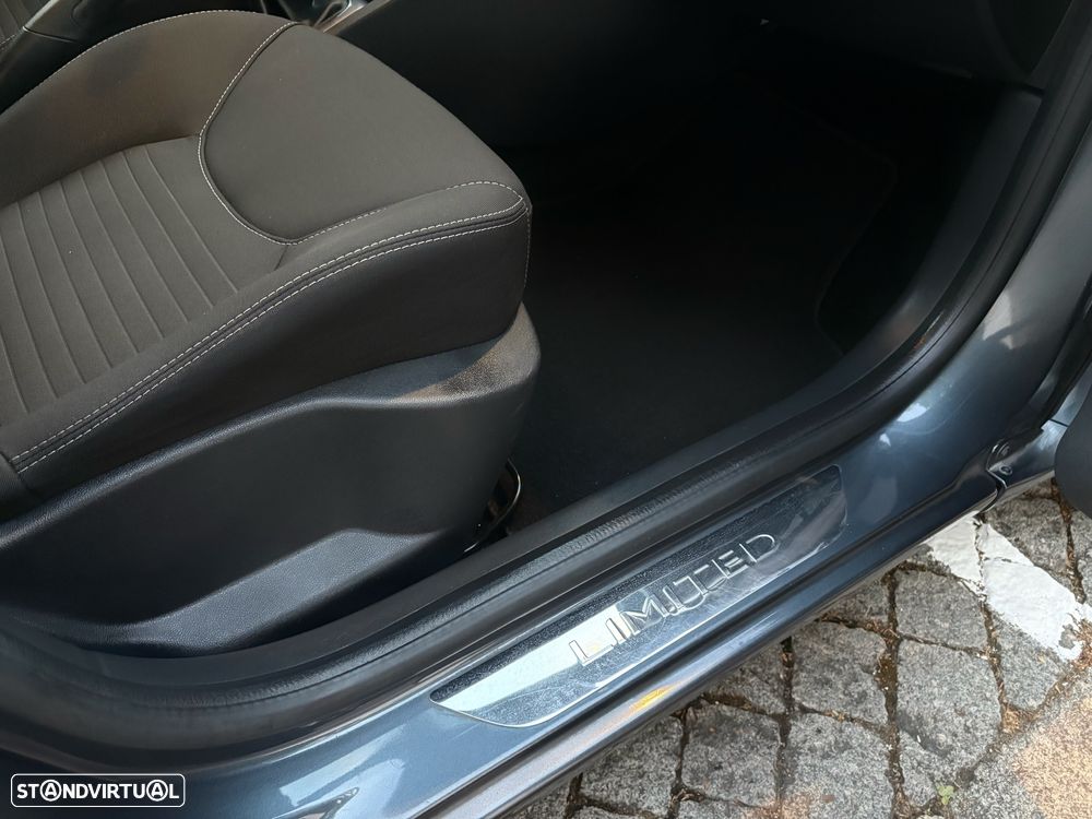 Renault Clio 1.5 dCi Limited EDition - 13