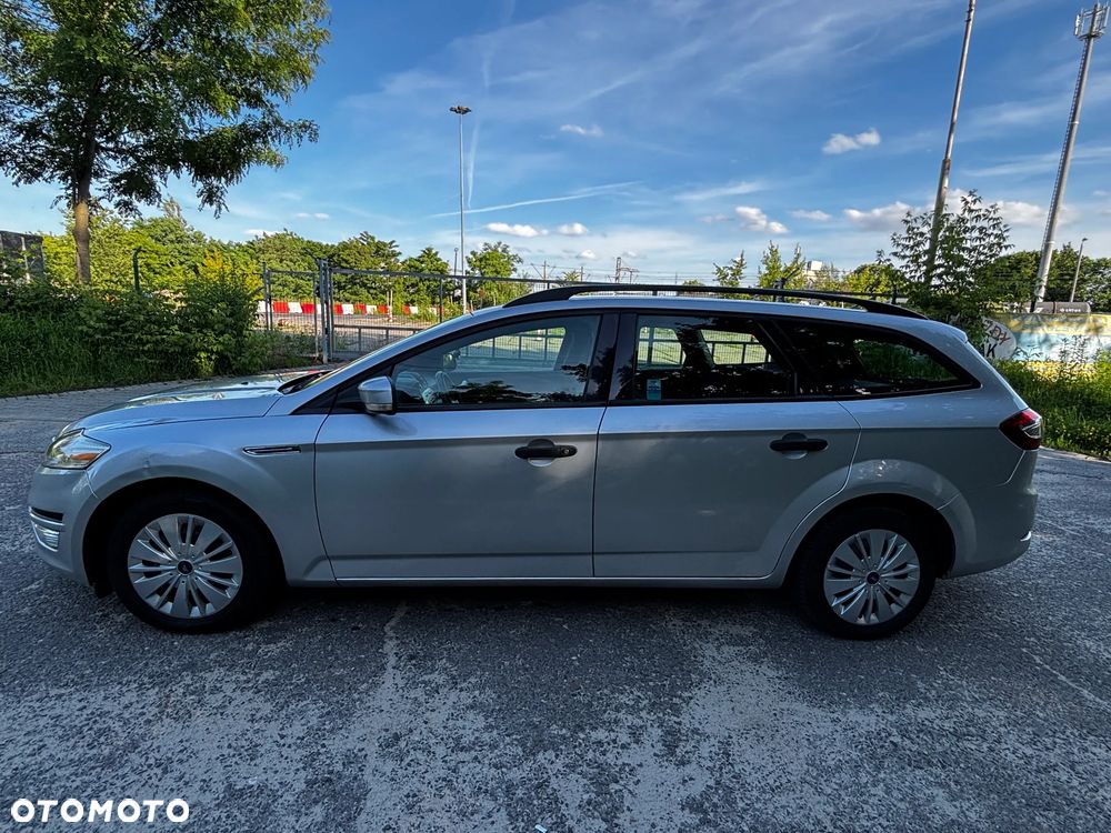 Ford Mondeo 1.8 TDCi Ambiente - 4