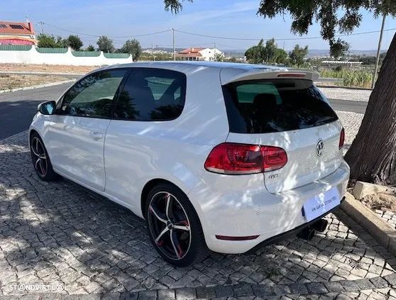 VW Golf 2.0 GTI DSG - 5