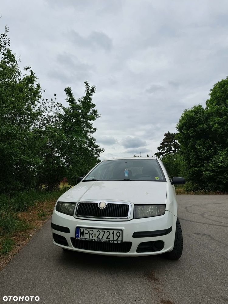 Skoda Fabia 1.4 16V Active - 9