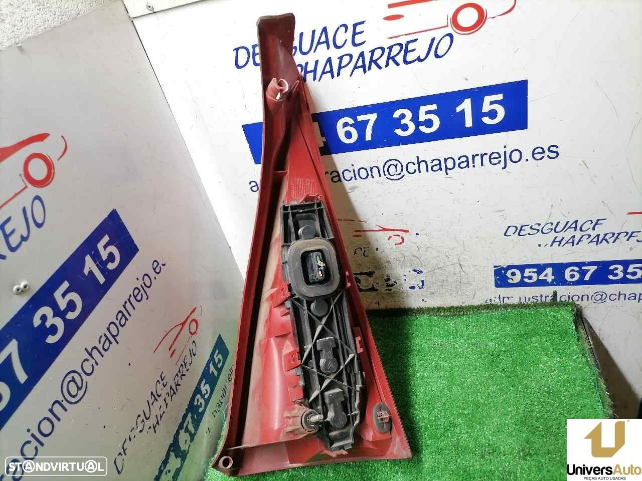 FAROLIM TRASEIRO ESQUERDO CITROEN C3 I 2004 - - 2