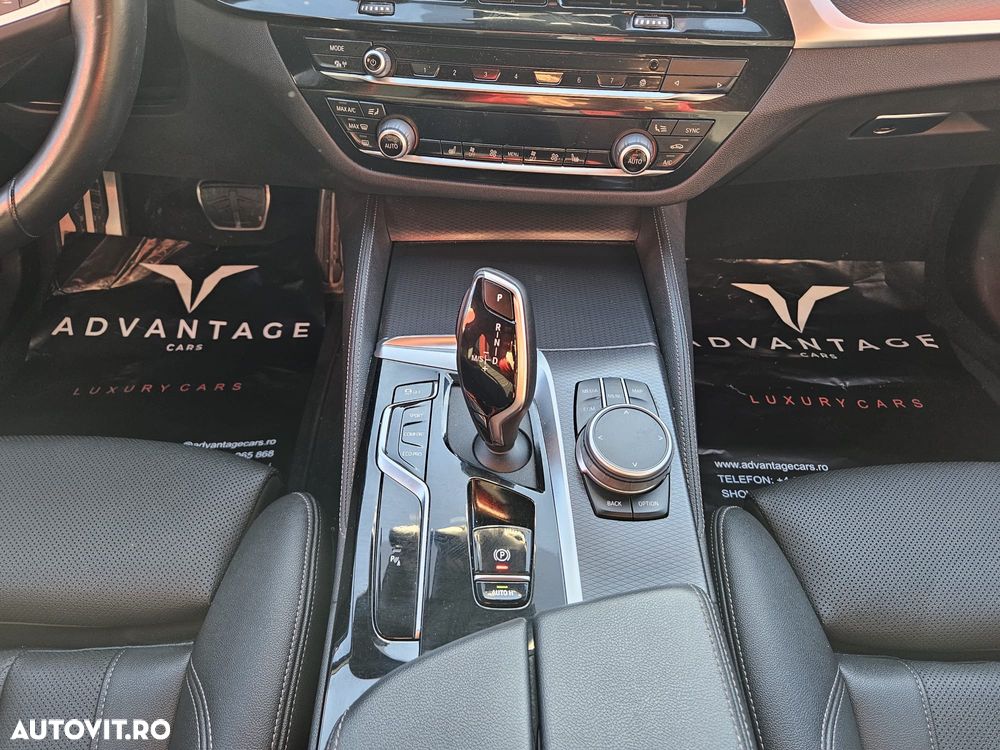 BMW Seria 5 530i Aut. M Sport Edition - 13