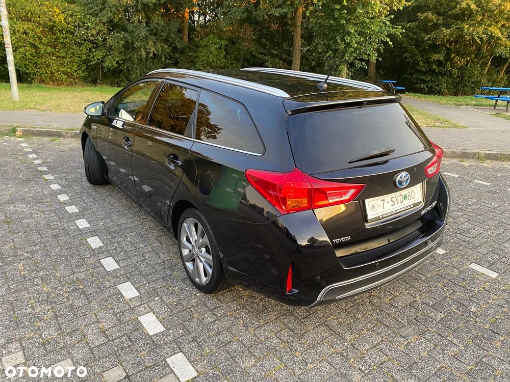 Toyota Auris - 3