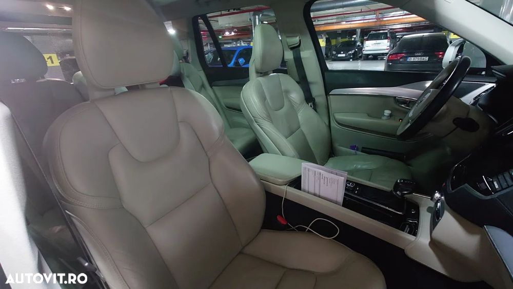 Volvo XC 90 D5 AWD Momentum - 15