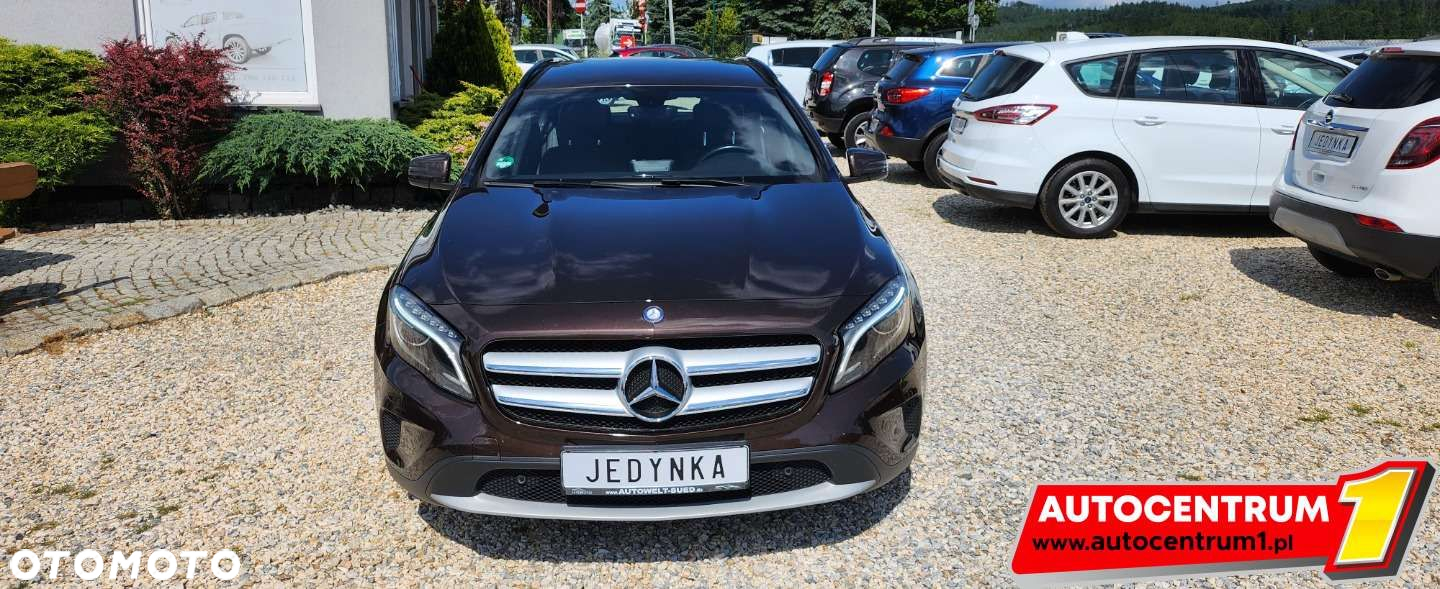 Mercedes-Benz GLA - 2