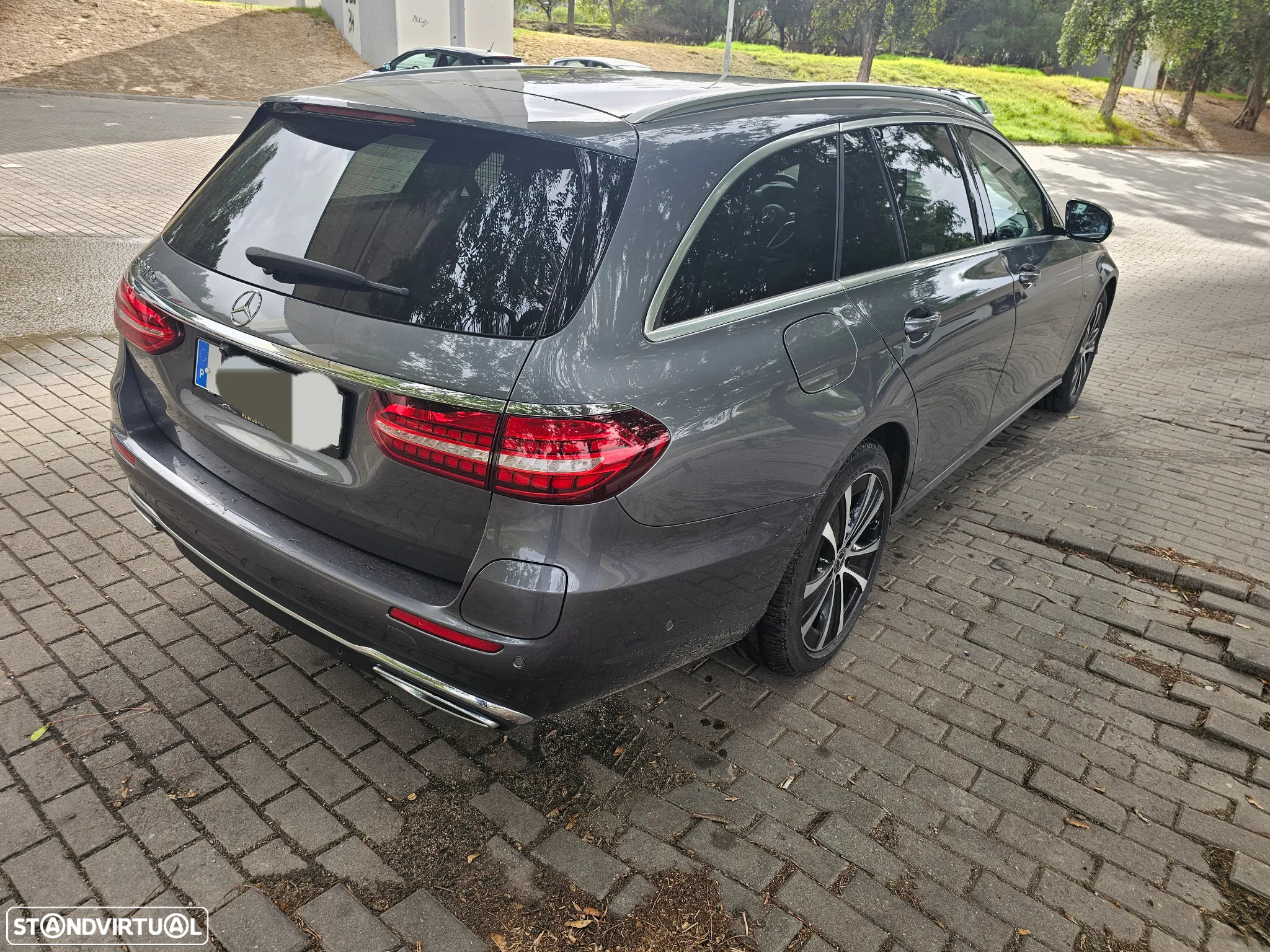 Mercedes-Benz E 300 de Avantgarde - 25