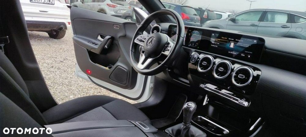 Mercedes-Benz CLA - 14