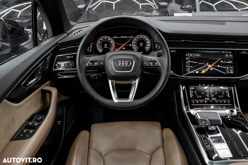Audi Q7 55 TFSI quattro Tiptronic MHEV S Line - 10