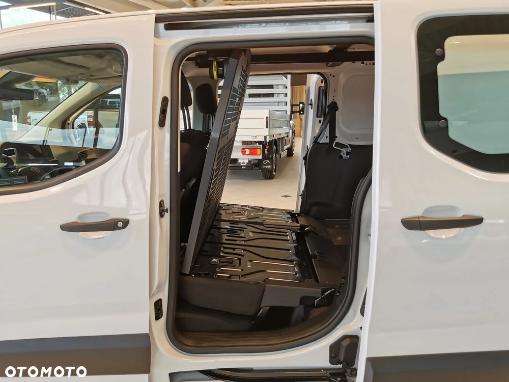 Toyota PROACE CITY - 9