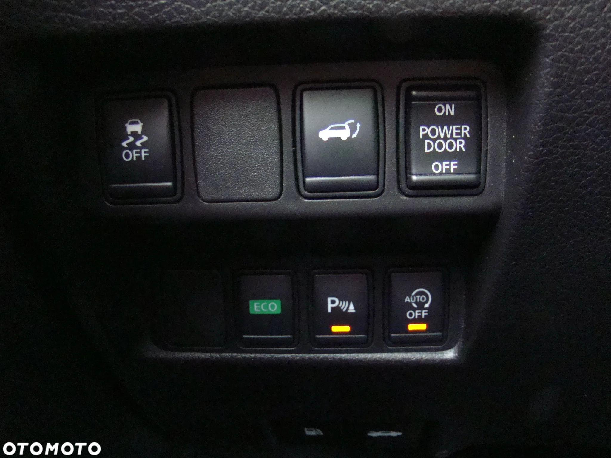 Nissan X-Trail 1.6 DCi Tekna 2WD Xtronic 7os - 7