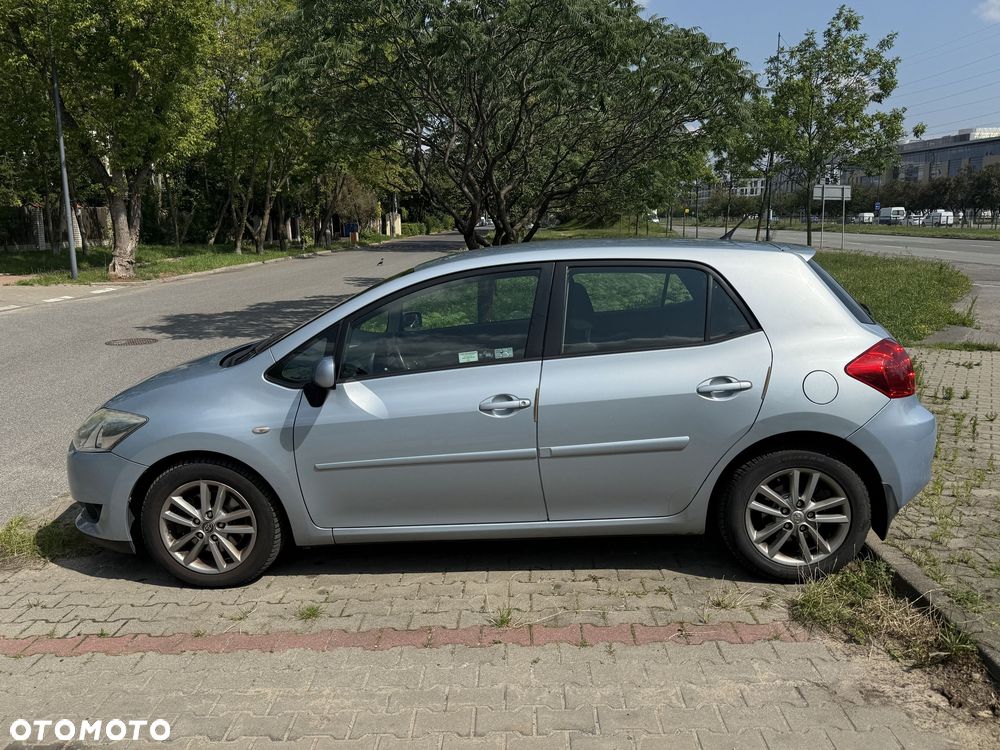 Toyota Auris 2.0 D-4D Luna - 7