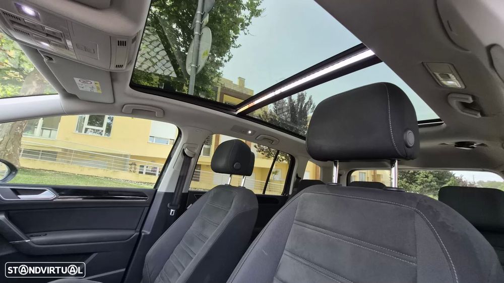 VW Touran 2.0 TDI Highline - 13
