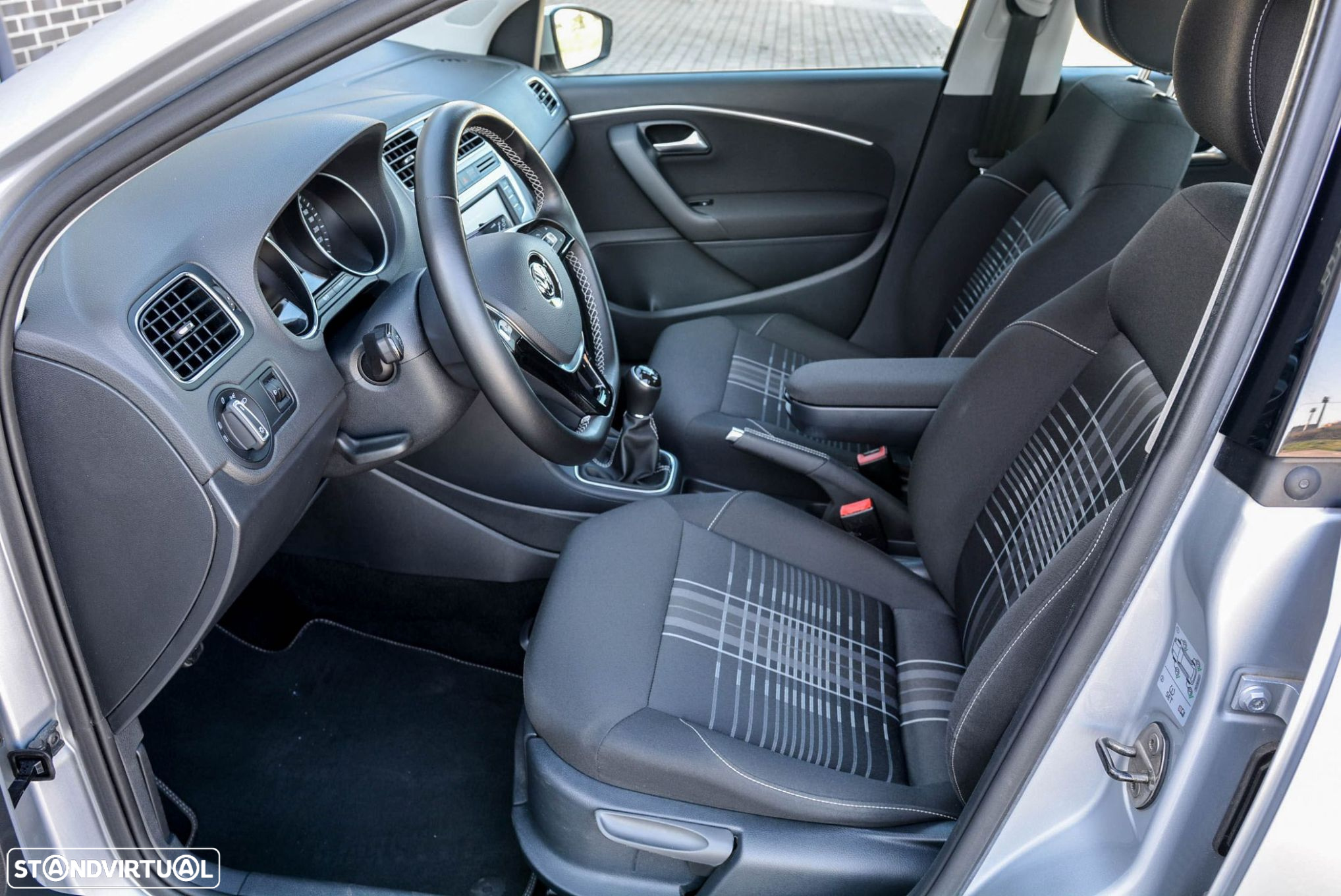VW Polo 1.0 Lounge - 14