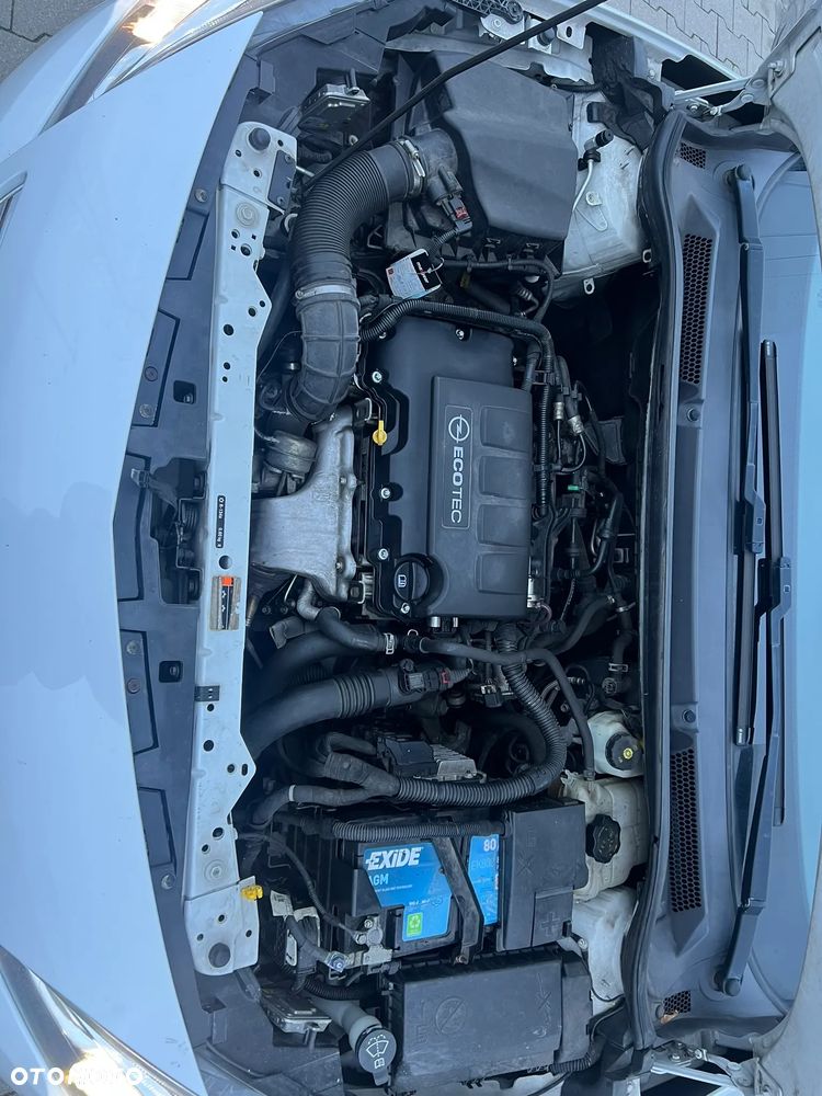 Opel Astra 1.4 T Sport S&S EU6 - 13