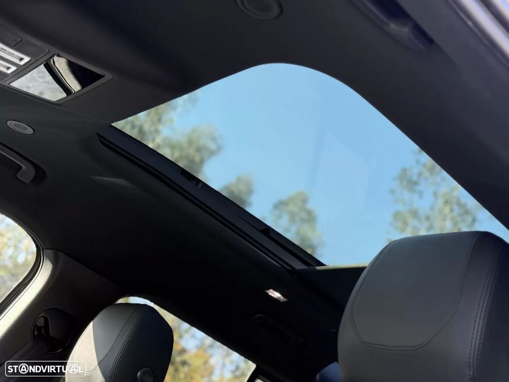 Land Rover Defender 2.0 P400e 110 AWD X-Dynamic HSE - 26