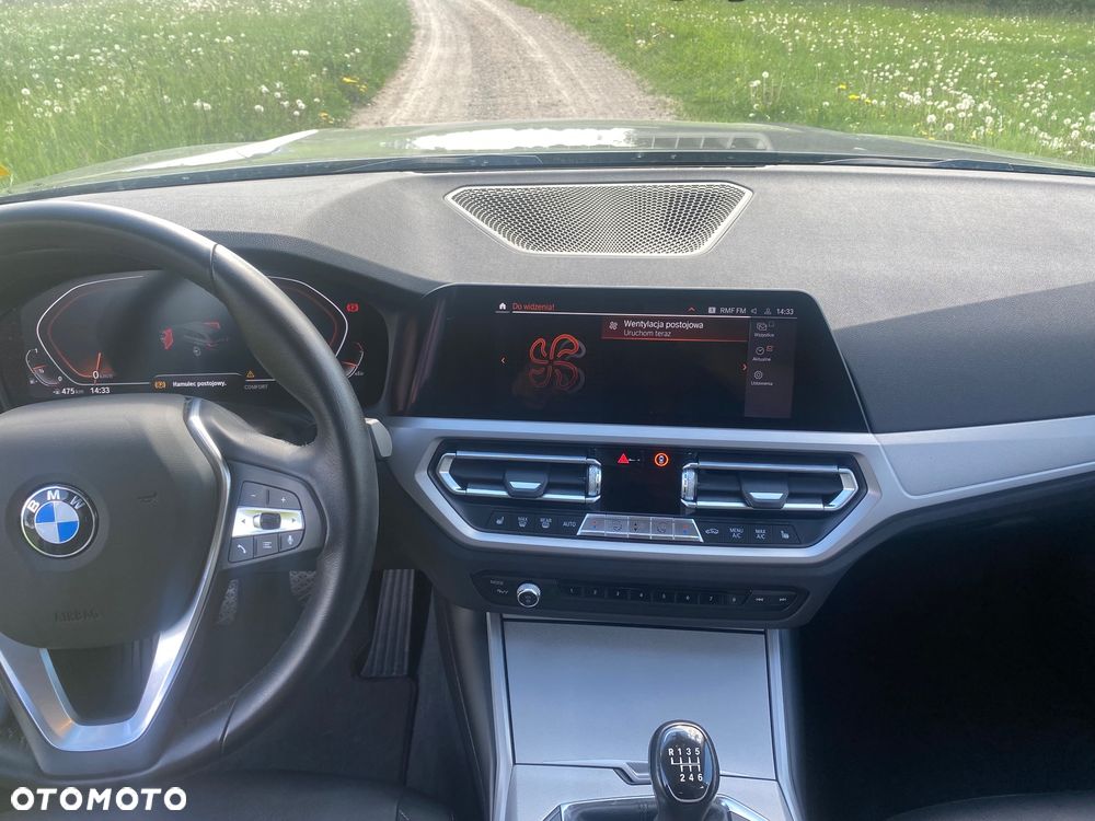 BMW Seria 3 318i - 18