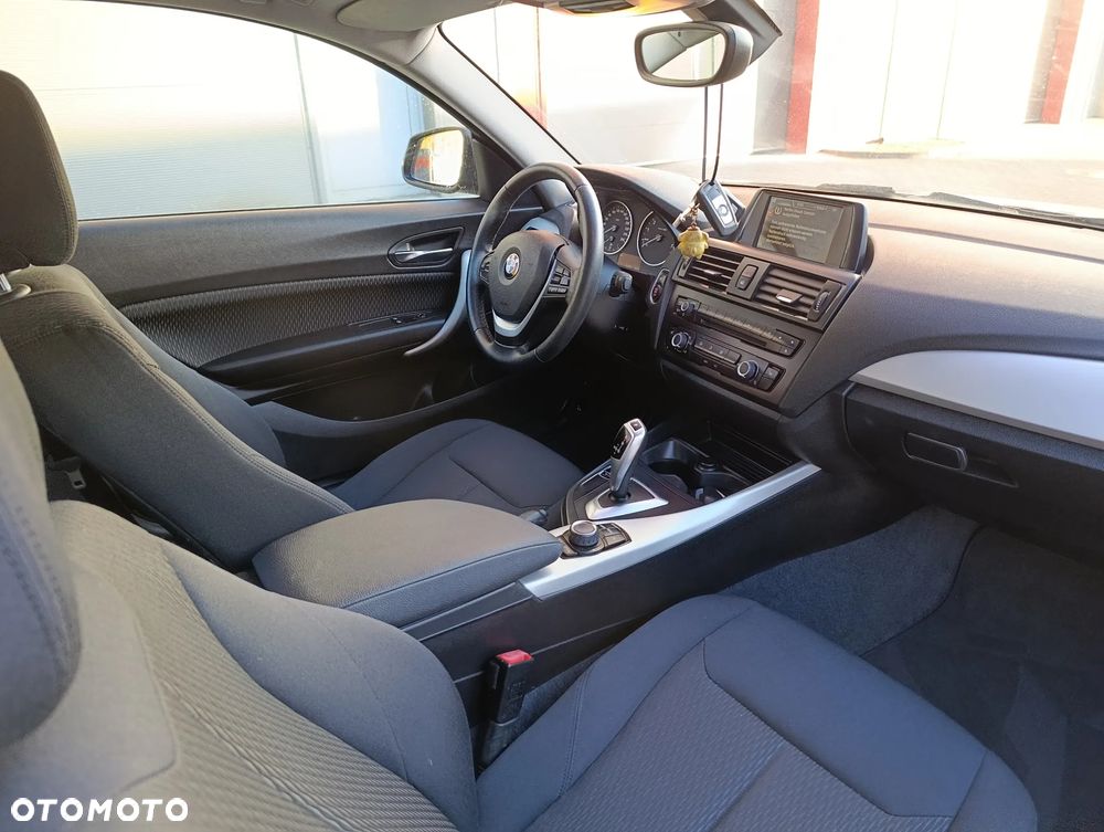 BMW Seria 1 116i Sport Line - 22