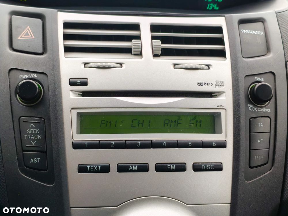 Toyota Yaris 1.3 Luna A/C - 15
