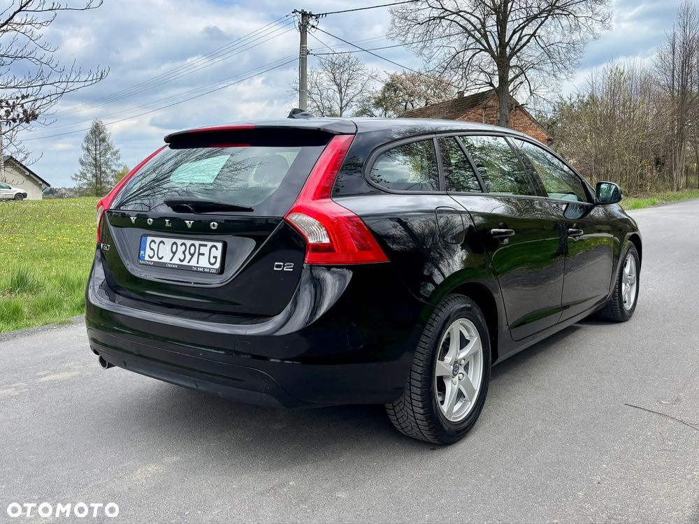 Volvo V60 D2 Geartronic - 8