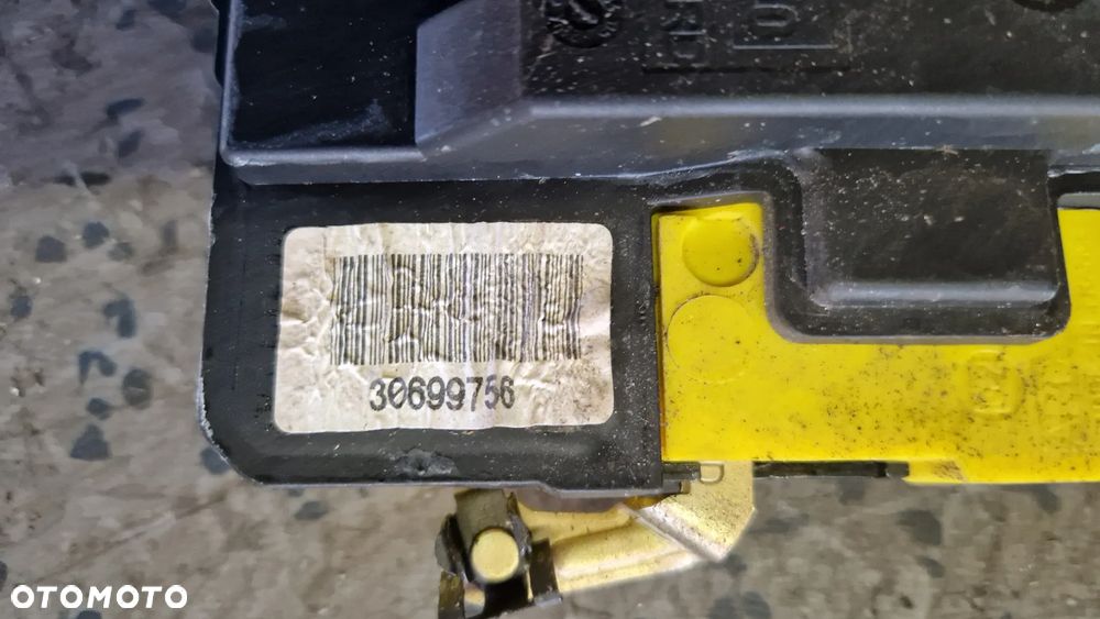 VOLVO XC90 I ZAMEK DRZWI PRAWY TYŁ 30699756 - 2