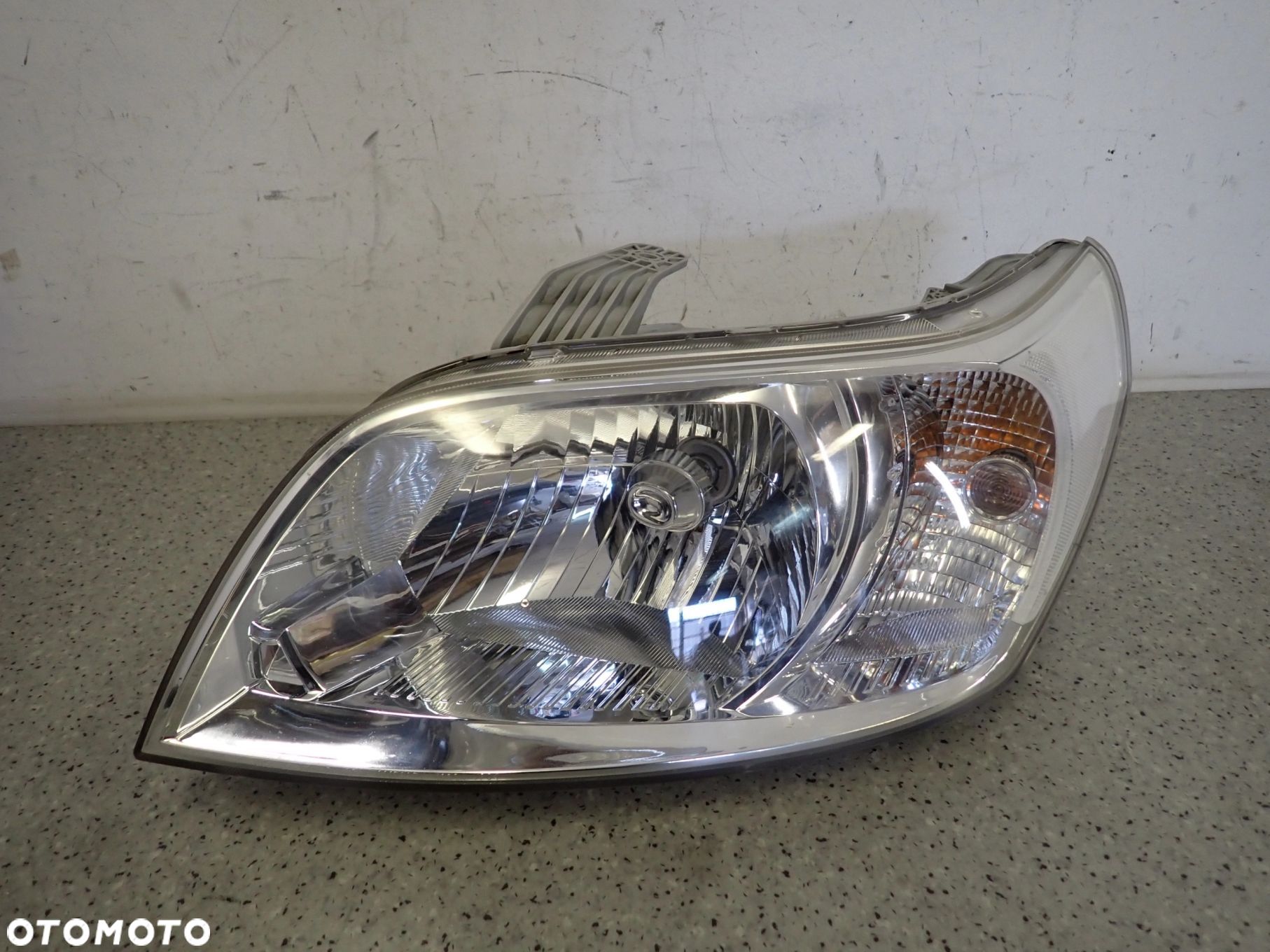 CHEVROLET AVEO T250 07-09 REFLEKTOR PRZEDNI LEWY EUROPA - 1