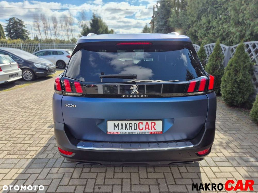 Peugeot 5008 - 21