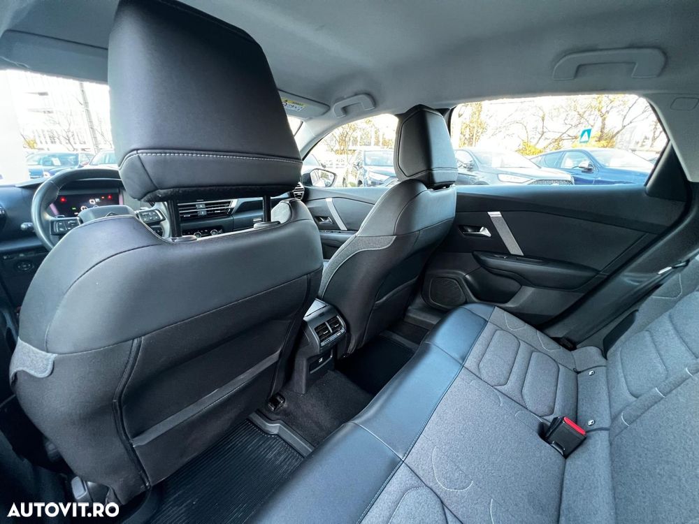 Citroën C4 1.2 PureTech S&S EAT8 Shine - 15