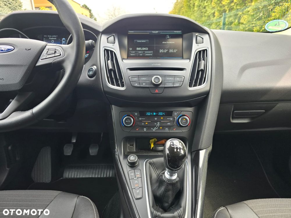 Ford Focus 1.0 EcoBoost Titanium - 31