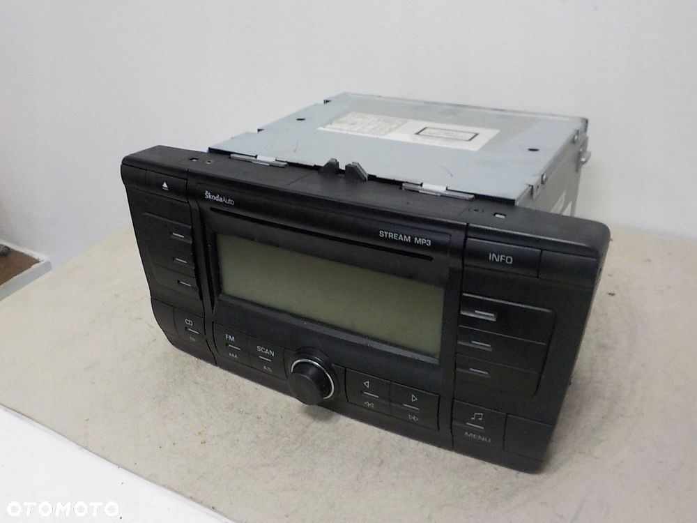 SKODA OCTAVIA II RADIO STREAM MP3 1Z0035161C - 4