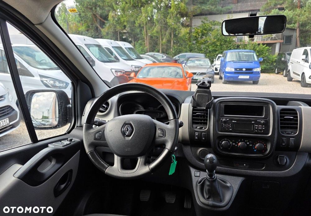 Renault Trafic - 19