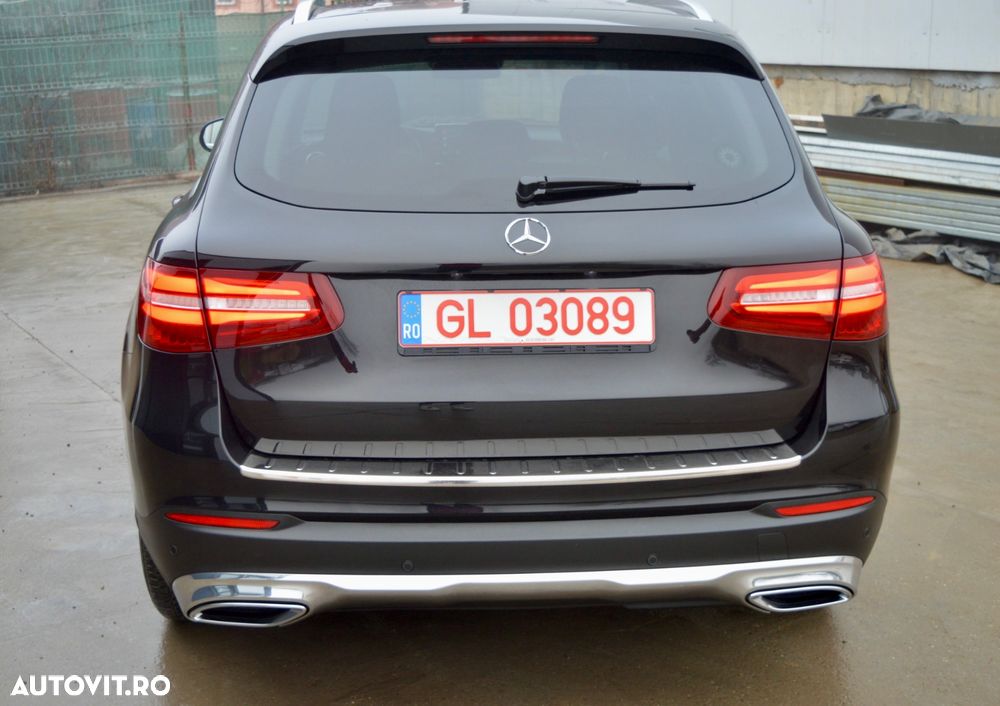 Mercedes-Benz GLC 250 d 4MATIC 9G-TRONIC - 4