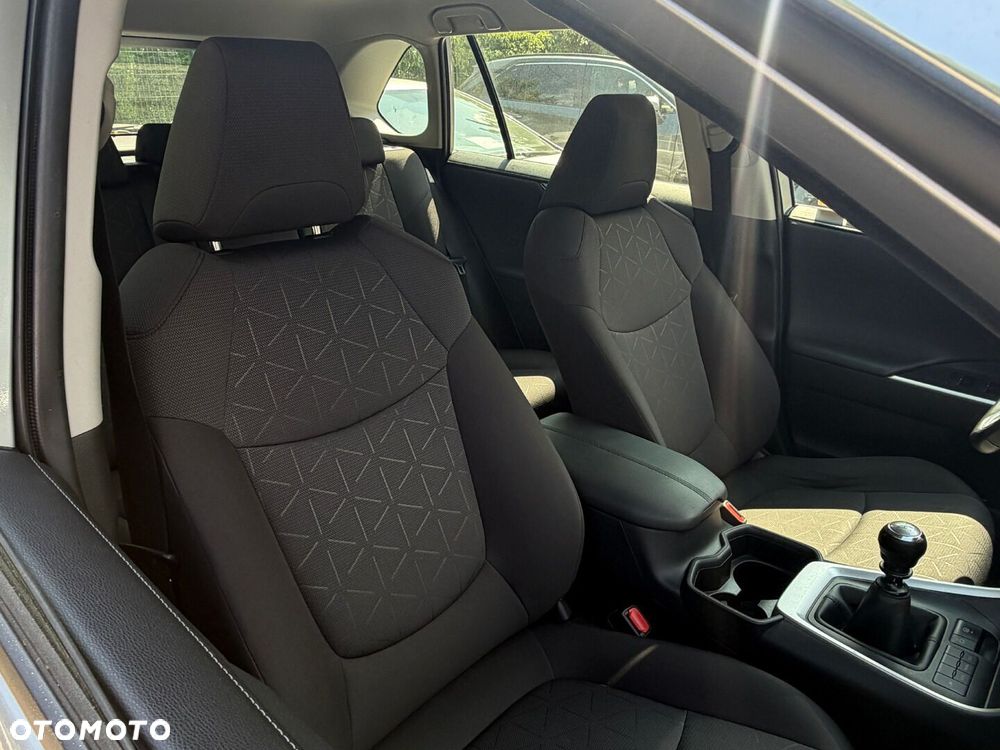 Toyota RAV4 - 31