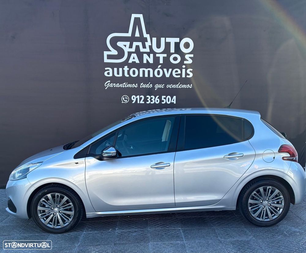 Peugeot 208 2016 photo 3
