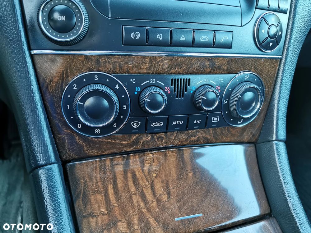 Mercedes-Benz Klasa C 180 Kompressor Automatik Classic - 28