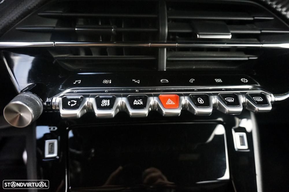 Peugeot 2008 1.2 PureTech GT - 16