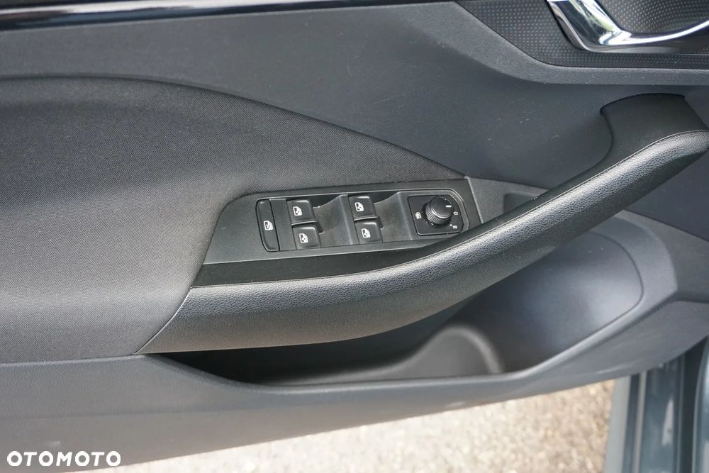 Skoda Kamiq 1.0 TSI Ambition DSG - 17
