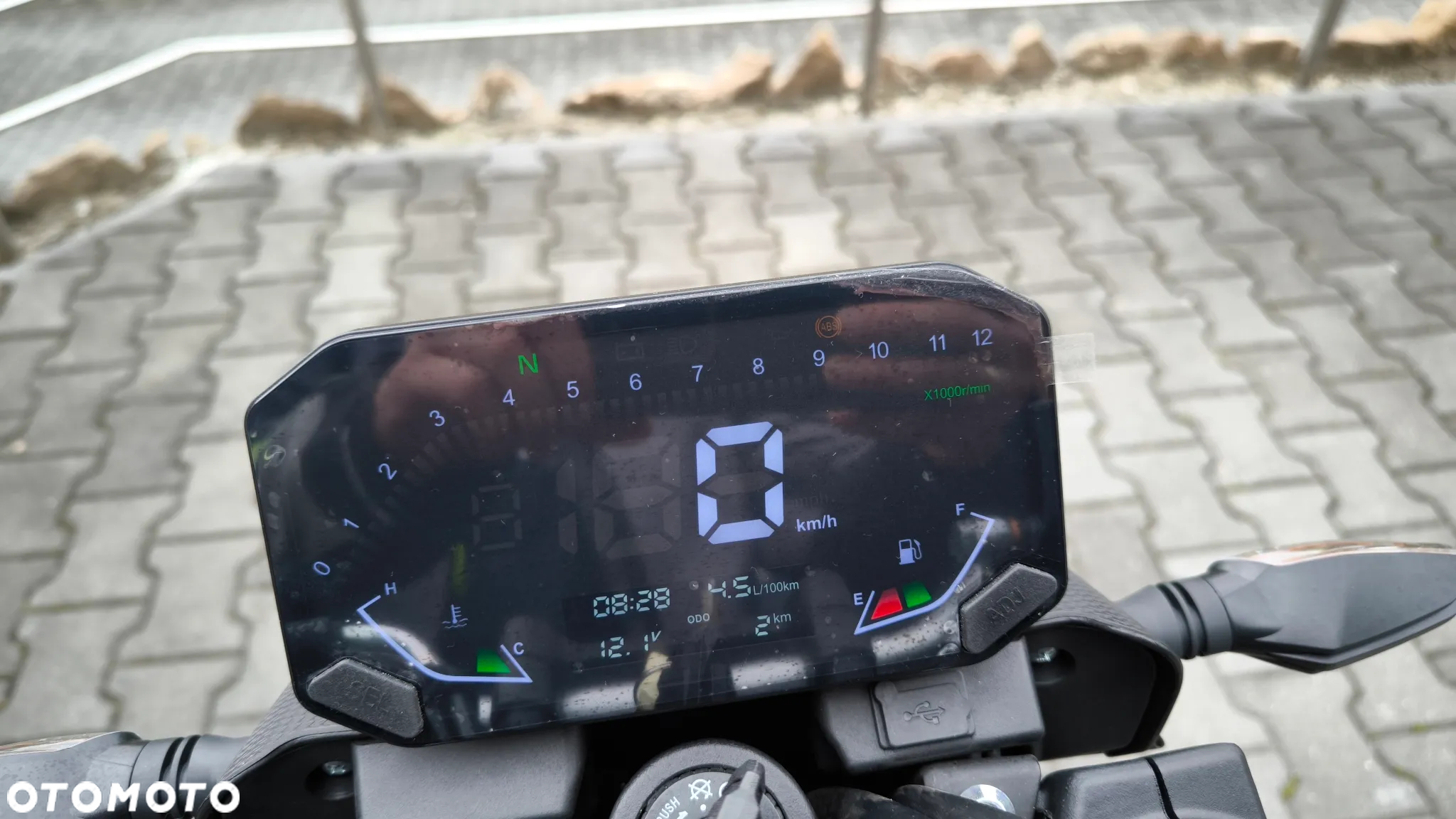 VOGE R125 - 9