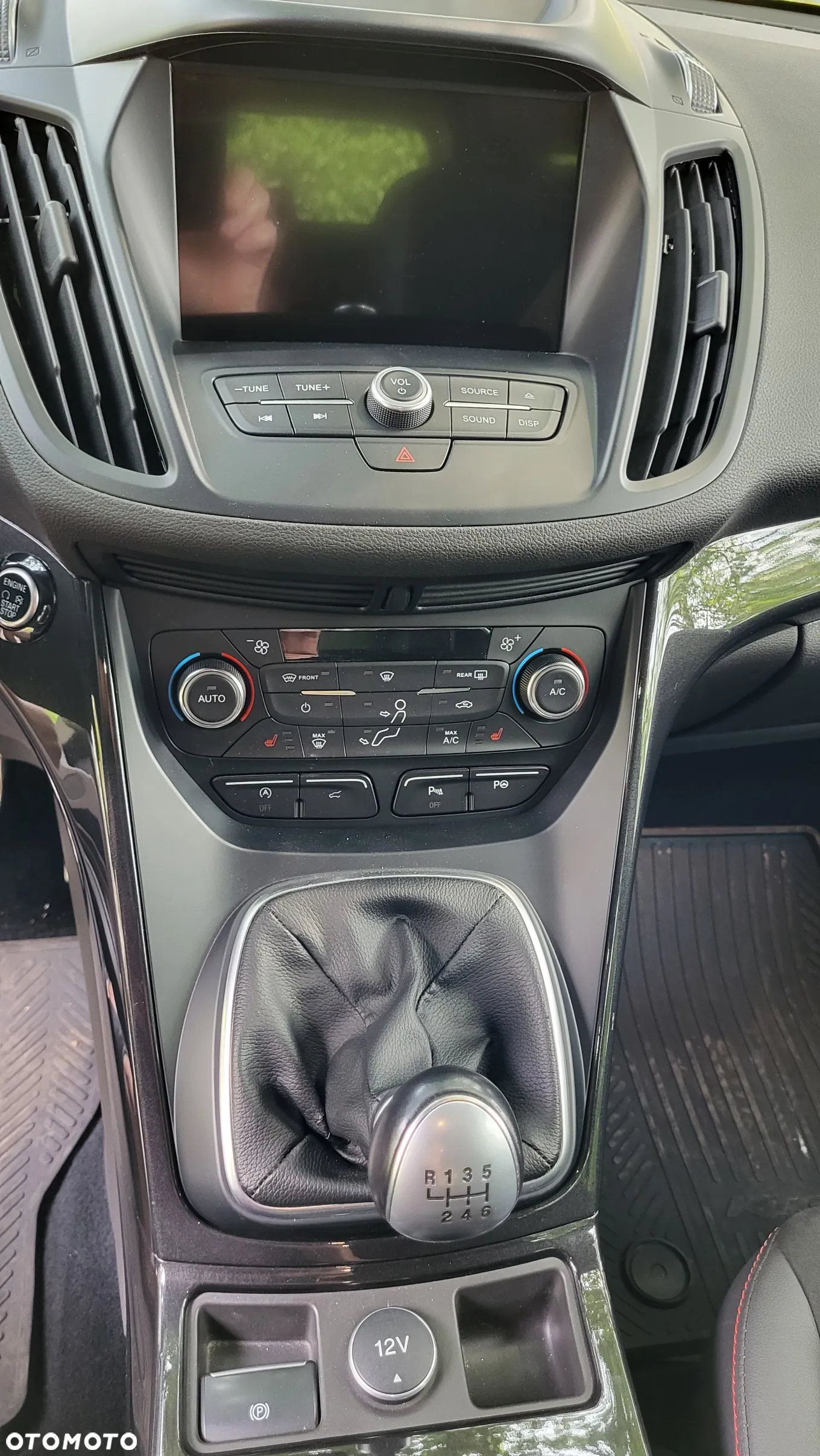 Ford Kuga 1.5 EcoBoost 2x4 ST-Line - 31