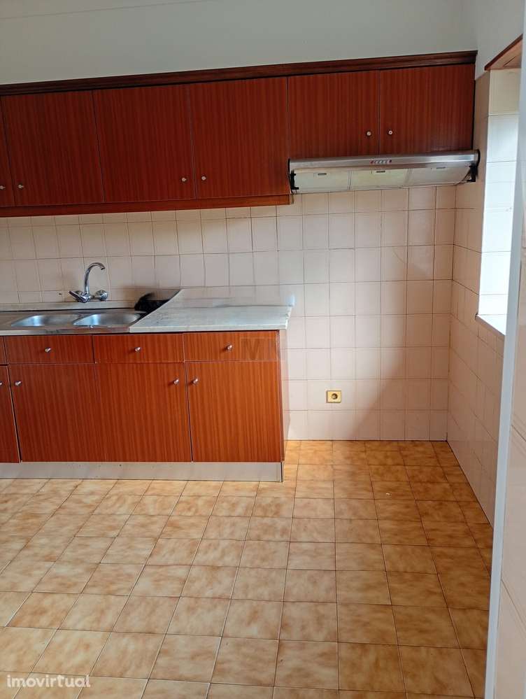 ARRENDA-SE T3 +Arrumo – Vendas de Galizes - Grande imagem: 5/17