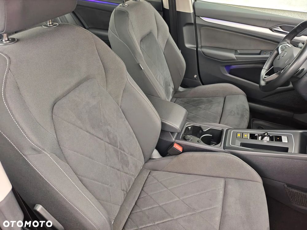 Volkswagen Golf - 12