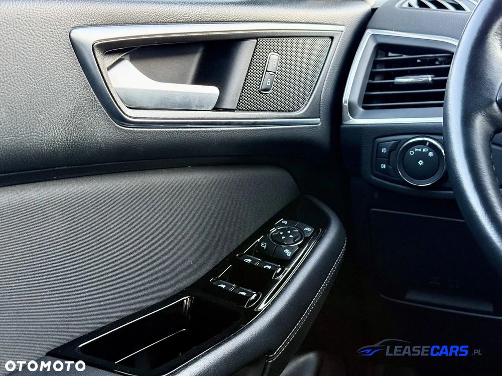 Ford S-Max 2.0 EcoBlue Titanium - 27